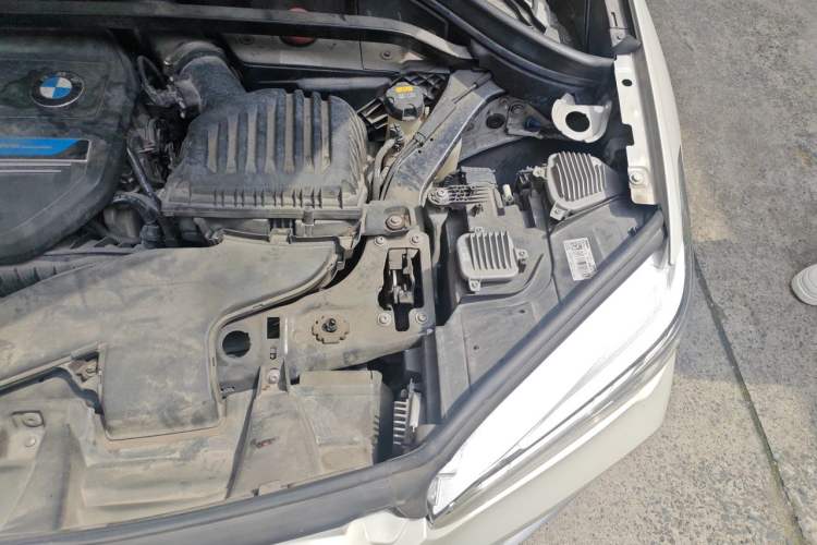 Used BMW X1 New Energy 2018 xDrive25Le Luxury Model Engine Bay Left