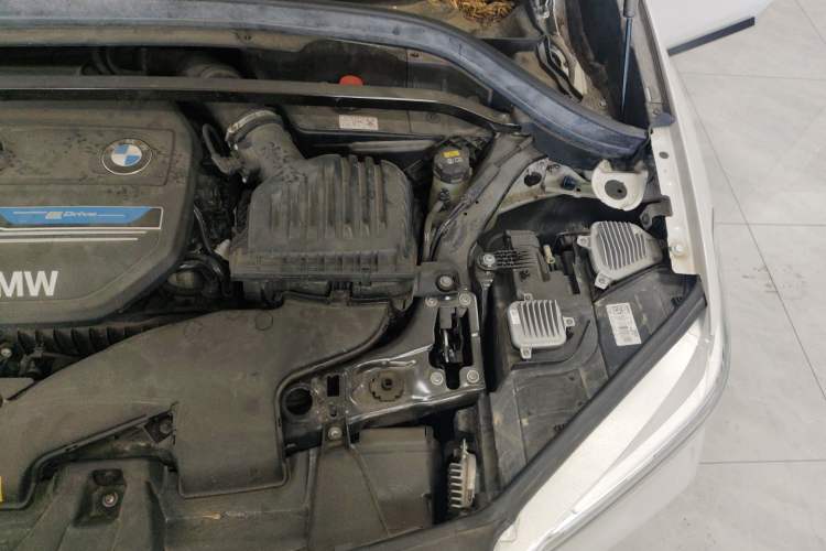 Used BMW X1 New Energy 2018 xDrive25Le Luxury Model Engine Bay Left