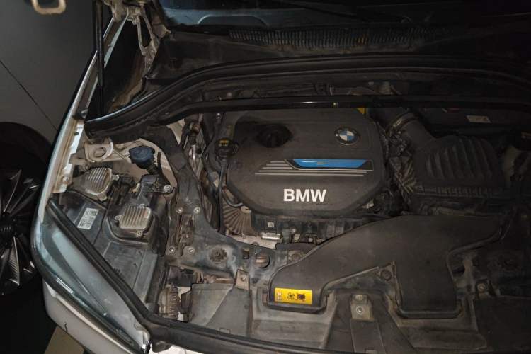 Used BMW X1 New Energy 2018 xDrive25Le Luxury Model Engine Bay Right