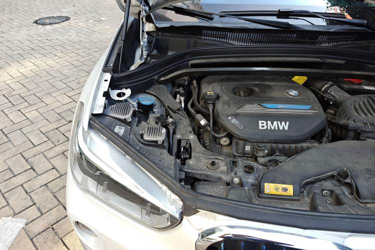Used BMW X1 New Energy 2018 xDrive25Le Luxury Model Engine Bay Right