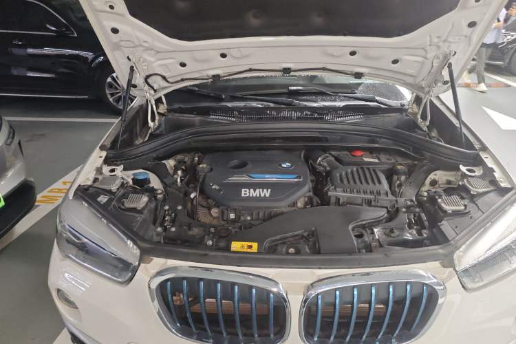 Used BMW X1 New Energy 2018 xDrive25Le Luxury Model Engine Bay Right