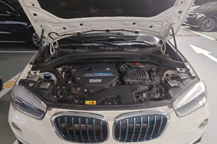 Used BMW X1 New Energy 2018 xDrive25Le Luxury Model Engine Bay