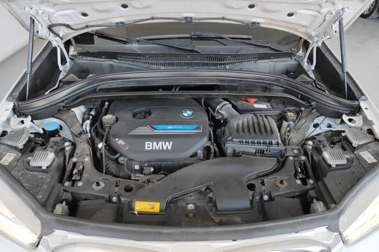 Used BMW X1 New Energy 2018 xDrive25Le Luxury Model Engine Bay