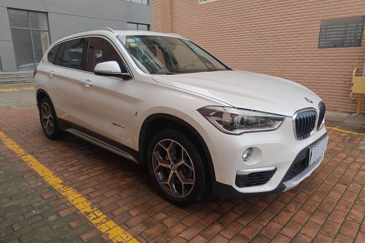 Used BMW X1 New Energy 2018 xDrive25Le Luxury Model Exterior 2