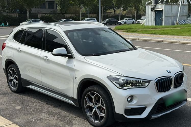 Used BMW X1 New Energy 2018 xDrive25Le Luxury Model Exterior 5
