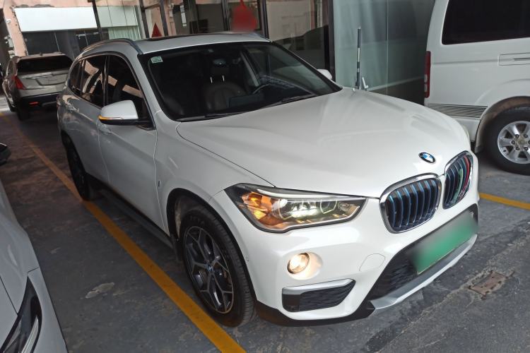 Used BMW X1 New Energy 2018 xDrive25Le Luxury Model Front Right 45 Deg