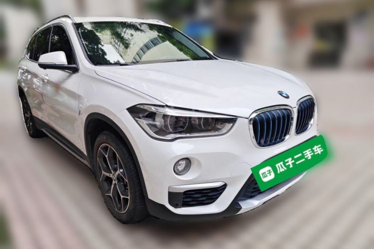 Used BMW X1 New Energy 2018 xDrive25Le Luxury Model Front Right 45 Deg