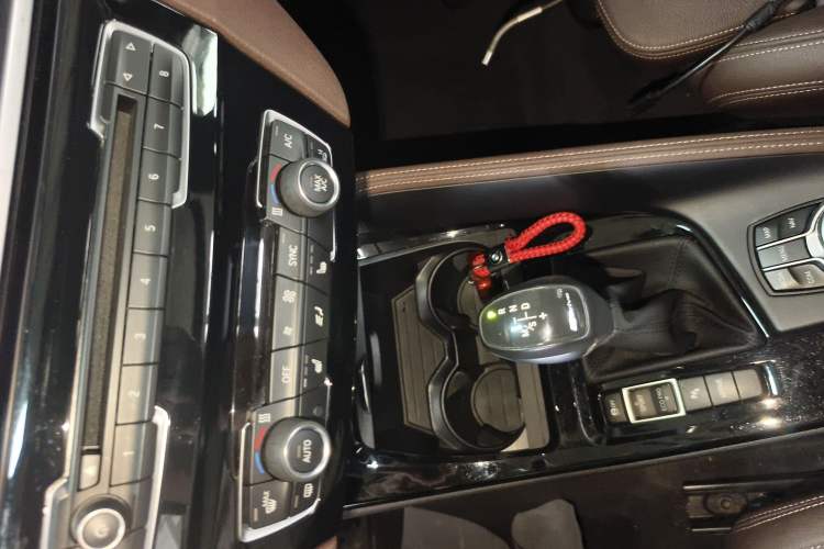 Used BMW X1 New Energy 2018 xDrive25Le Luxury Model Gear Lever