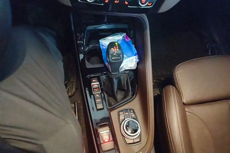 Used BMW X1 New Energy 2018 xDrive25Le Luxury Model Gear Lever