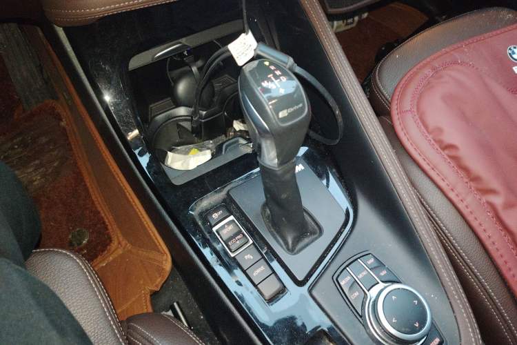 Used BMW X1 New Energy 2018 xDrive25Le Luxury Model Gear Lever