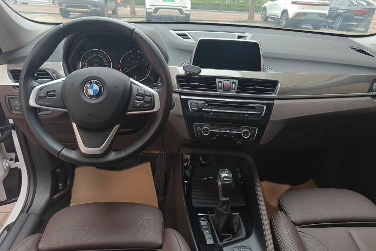 Used BMW X1 New Energy 2018 xDrive25Le Luxury Model Interior 3