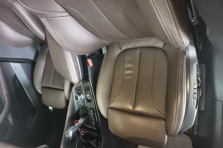 Used BMW X1 New Energy 2018 xDrive25Le Luxury Model Left Front Seat
