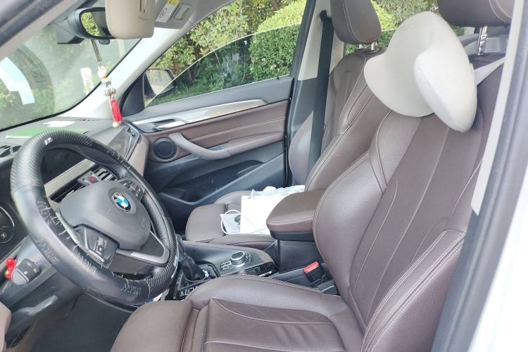 Used BMW X1 New Energy 2018 xDrive25Le Luxury Model Left Front Seat