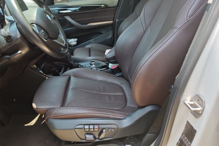 Used BMW X1 New Energy 2018 xDrive25Le Luxury Model Left Front Seat