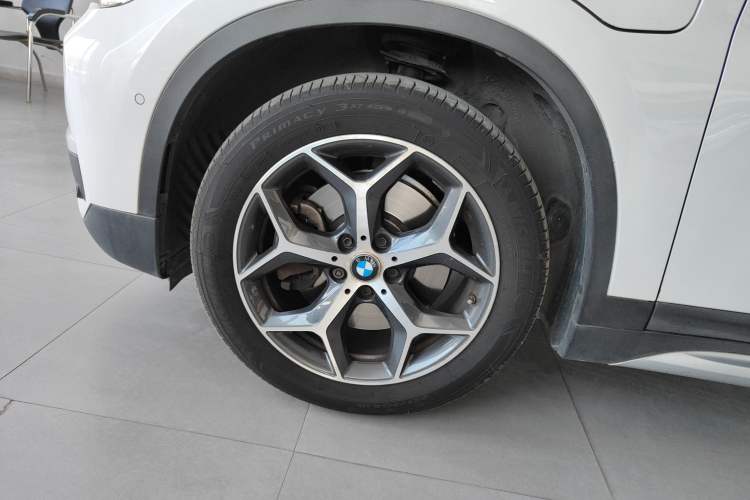 Used BMW X1 New Energy 2018 xDrive25Le Luxury Model Left Front Wheel Hub