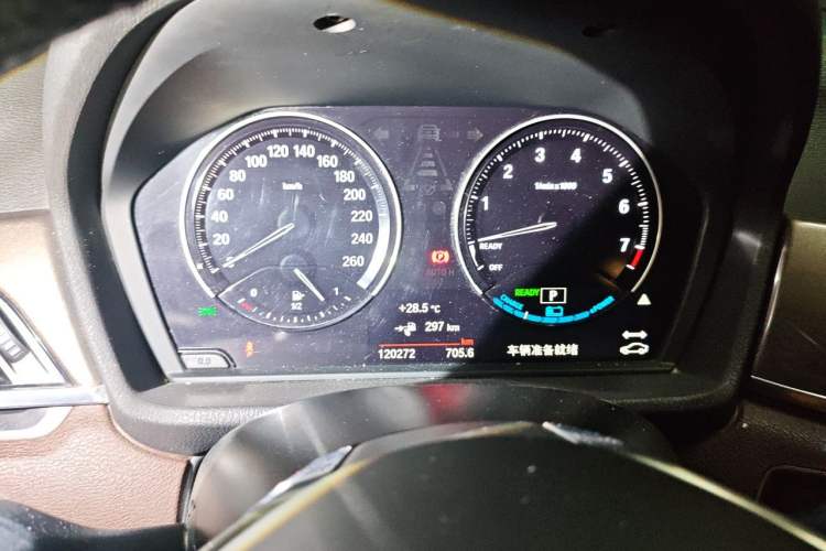 Used BMW X1 New Energy 2018 xDrive25Le Luxury Model Odometer Close Up
