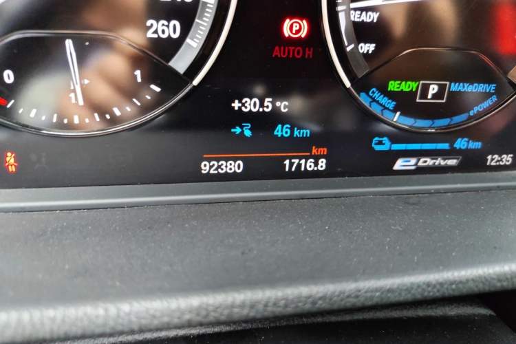 Used BMW X1 New Energy 2018 xDrive25Le Luxury Model Odometer Close Up