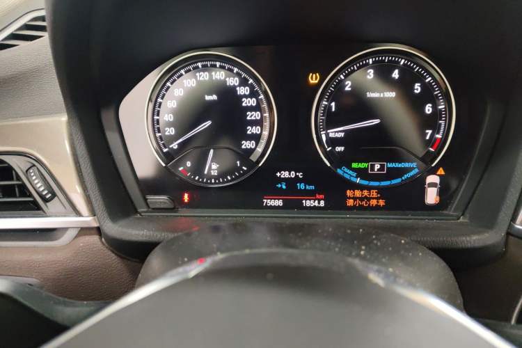 Used BMW X1 New Energy 2018 xDrive25Le Luxury Model Odometer Close Up