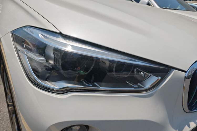Used BMW X1 New Energy 2018 xDrive25Le Luxury Model Right Front Headlight