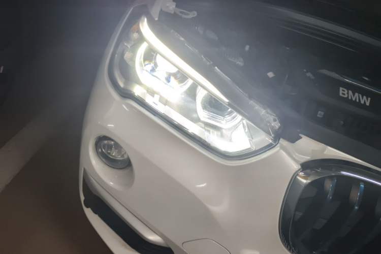 Used BMW X1 New Energy 2018 xDrive25Le Luxury Model Right Front Headlight