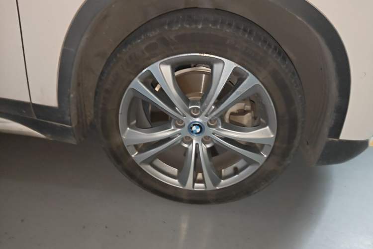 Used BMW X1 New Energy 2018 xDrive25Le Luxury Model Right Front Wheel Hub