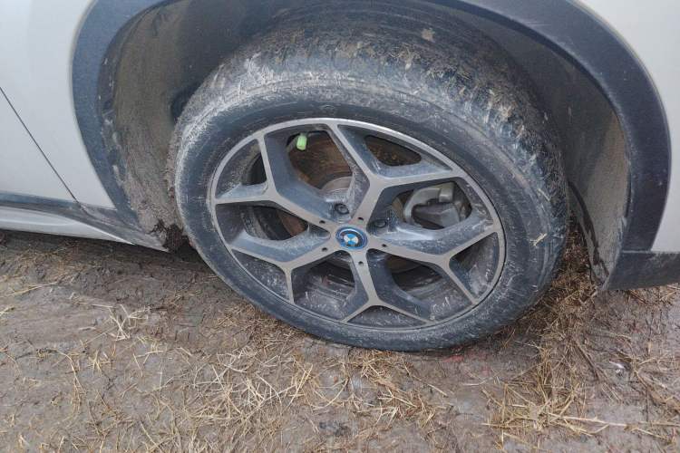 Used BMW X1 New Energy 2018 xDrive25Le Luxury Model Right Front Wheel Hub