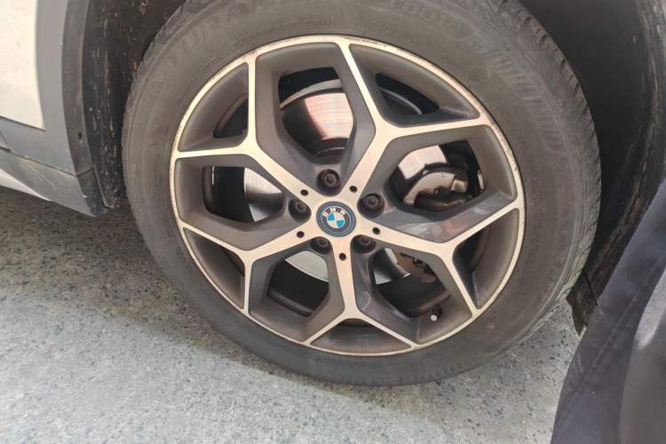 Used BMW X1 New Energy 2018 xDrive25Le Luxury Model Right Front Wheel Hub