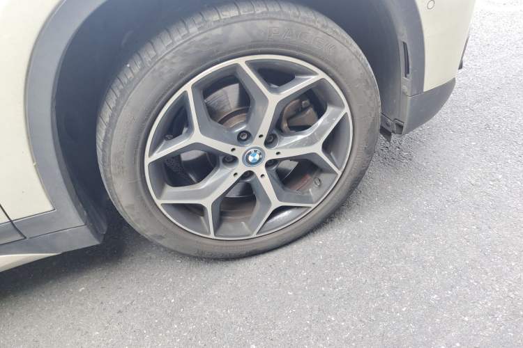 Used BMW X1 New Energy 2018 xDrive25Le Luxury Model Right Front Wheel Hub
