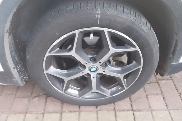 Used BMW X1 New Energy 2018 xDrive25Le Luxury Model Right Front Wheel Hub