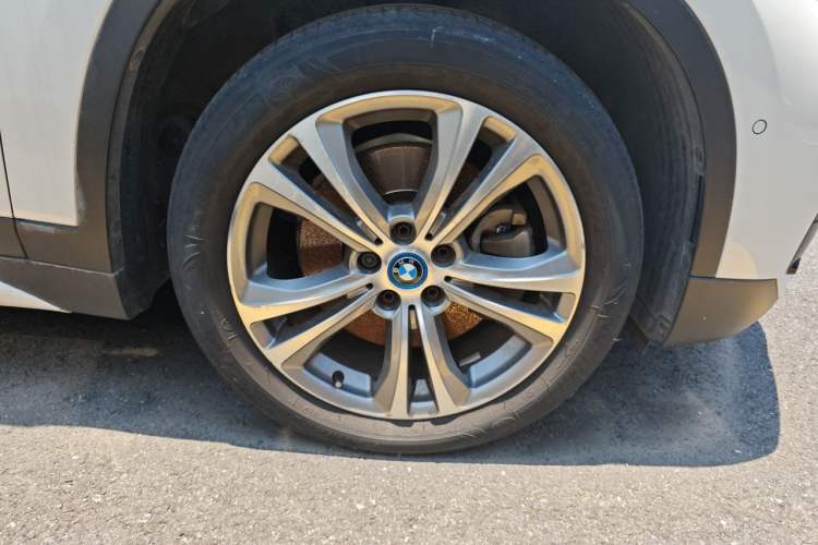 Used BMW X1 New Energy 2018 xDrive25Le Luxury Model Right Front Wheel Hub