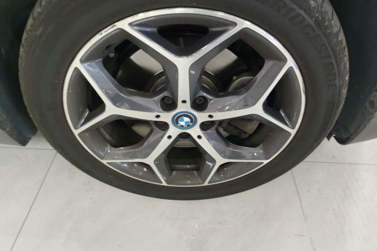 Used BMW X1 New Energy 2018 xDrive25Le Luxury Model Right Front Wheel Hub