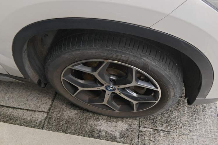 Used BMW X1 New Energy 2018 xDrive25Le Luxury Model Right Front Wheel Hub