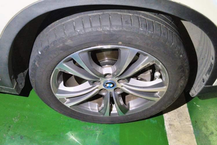 Used BMW X1 New Energy 2018 xDrive25Le Luxury Model Right Front Wheel Hub