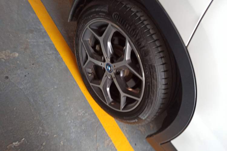 Used BMW X1 New Energy 2018 xDrive25Le Luxury Model Right Rear Wheel Hub