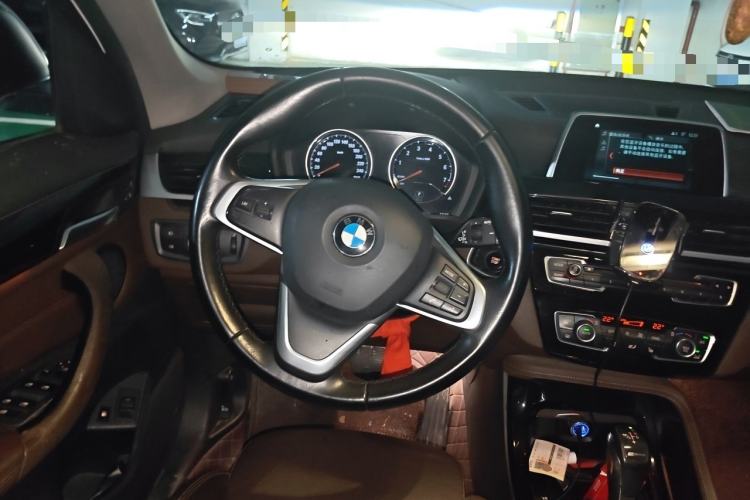 Used BMW X1 New Energy 2018 xDrive25Le Luxury Model Steering Wheel
