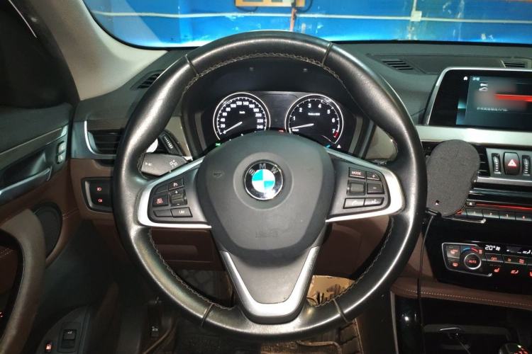 Used BMW X1 New Energy 2018 xDrive25Le Luxury Model Steering Wheel