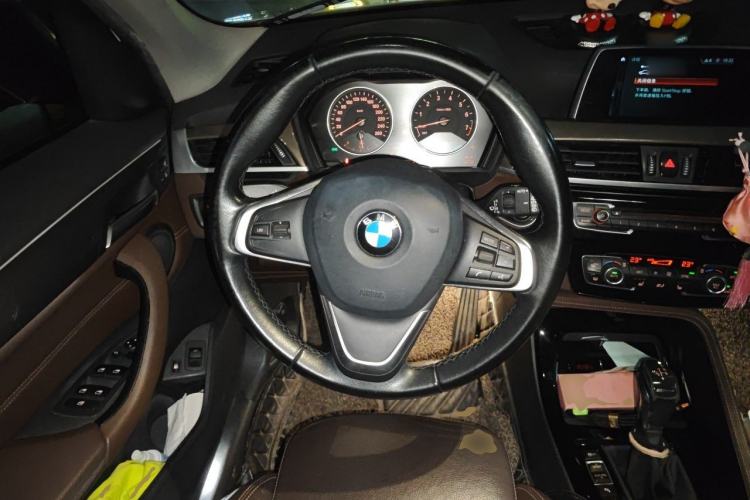 Used BMW X1 New Energy 2018 xDrive25Le Luxury Model Steering Wheel