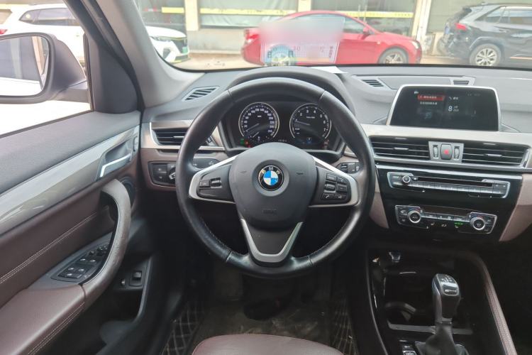 Used BMW X1 New Energy 2018 xDrive25Le Luxury Model Steering Wheel