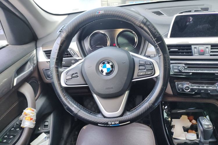Used BMW X1 New Energy 2018 xDrive25Le Luxury Model Steering Wheel