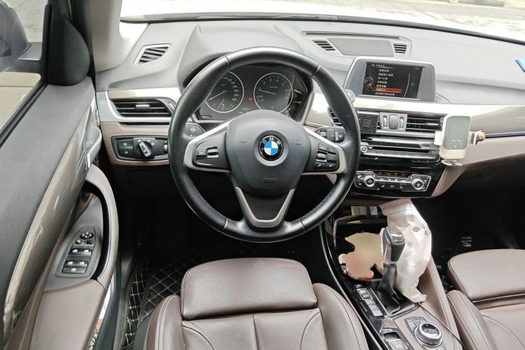 Used BMW X1 New Energy 2018 xDrive25Le Luxury Model Steering Wheel