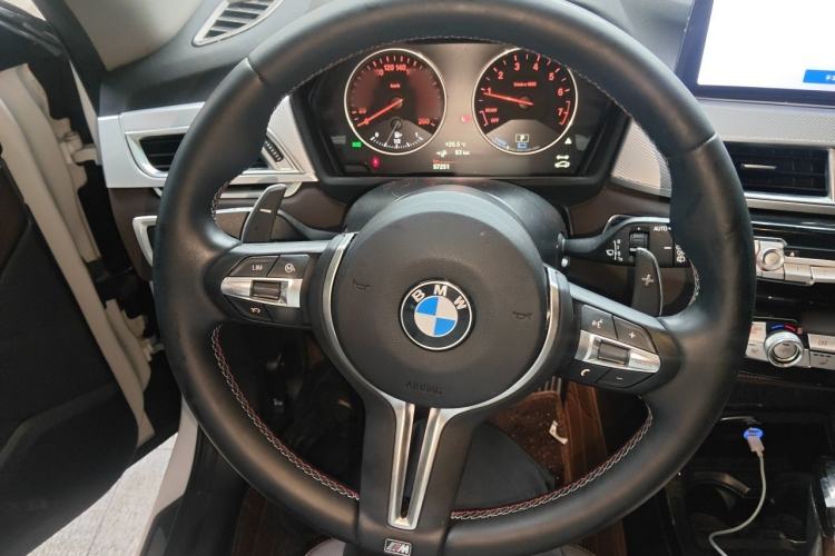 Used BMW X1 New Energy 2018 xDrive25Le Luxury Model Steering Wheel