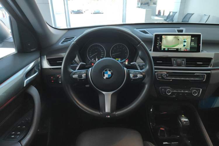 Used BMW X1 New Energy 2018 xDrive25Le Luxury Model Steering Wheel