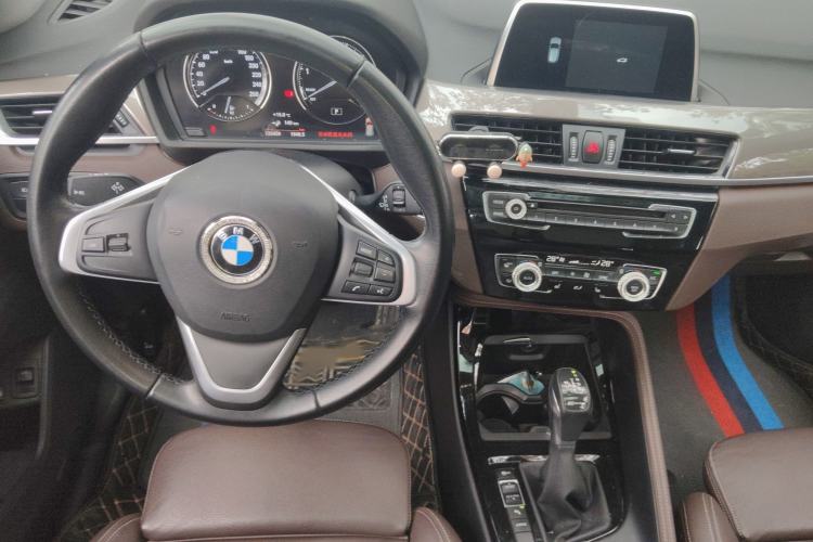 Used BMW X1 New Energy 2018 xDrive25Le Luxury Model Steering Wheel