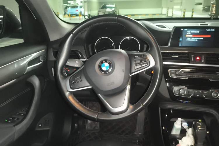 Used BMW X1 New Energy 2018 xDrive25Le Luxury Model Steering Wheel