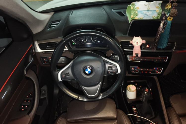 Used BMW X1 New Energy 2018 xDrive25Le Luxury Model Steering Wheel