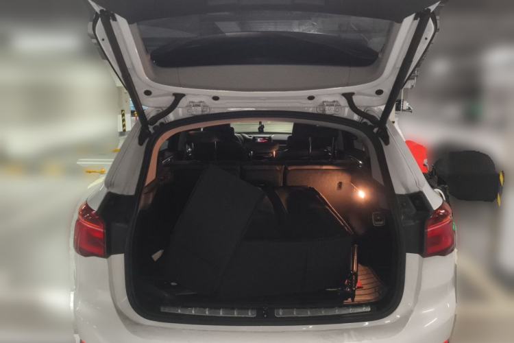 Used BMW X1 New Energy 2018 xDrive25Le Luxury Model Trunk