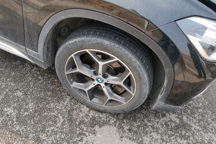 Used BMW X1 New Energy 2019 xDrive25Le Luxury Model Right Front Wheel Hub
