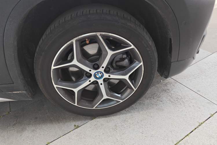Used BMW X1 New Energy 2019 xDrive25Le Luxury Model Right Front Wheel Hub