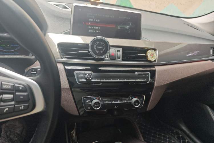 Used BMW X1 New Energy 2019 xDrive25Le Luxury Model Audio And AC Panel