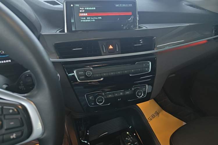 Used BMW X1 New Energy 2019 xDrive25Le Mileage Upgrade Version Audio And AC Panel
